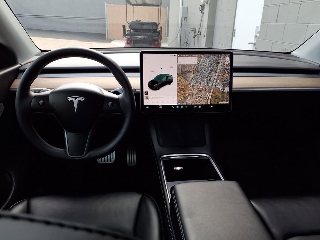 Used 2022 Tesla Model Y Performance image 17