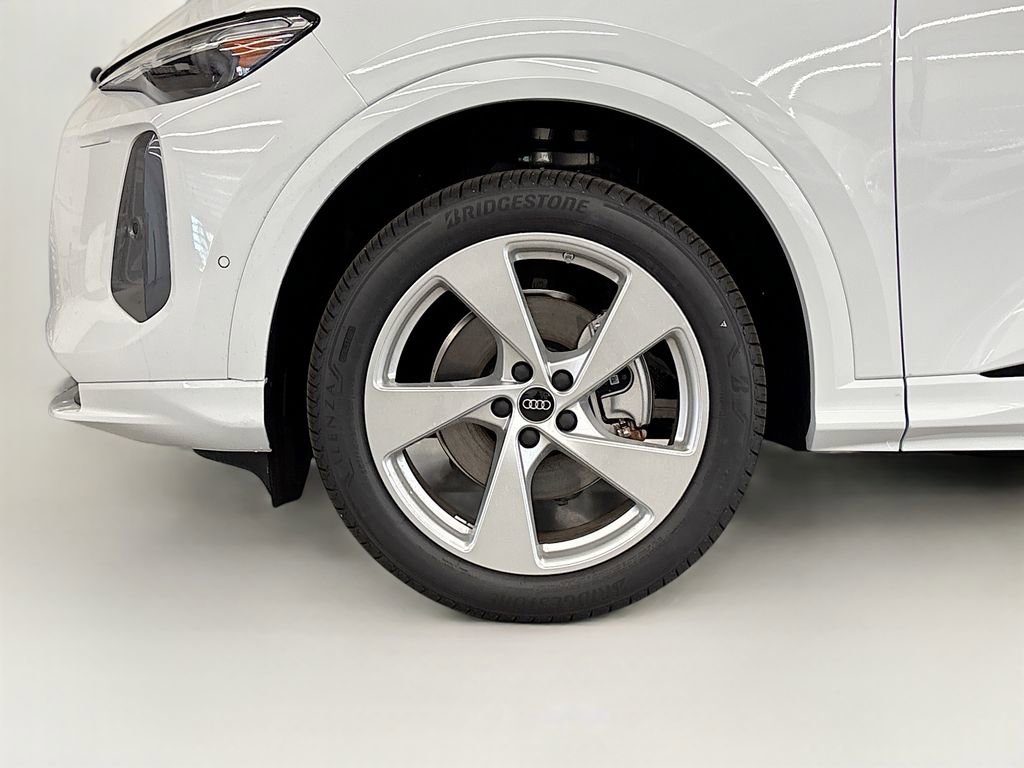 New 2025 Audi Q5 Premium Plus image 23