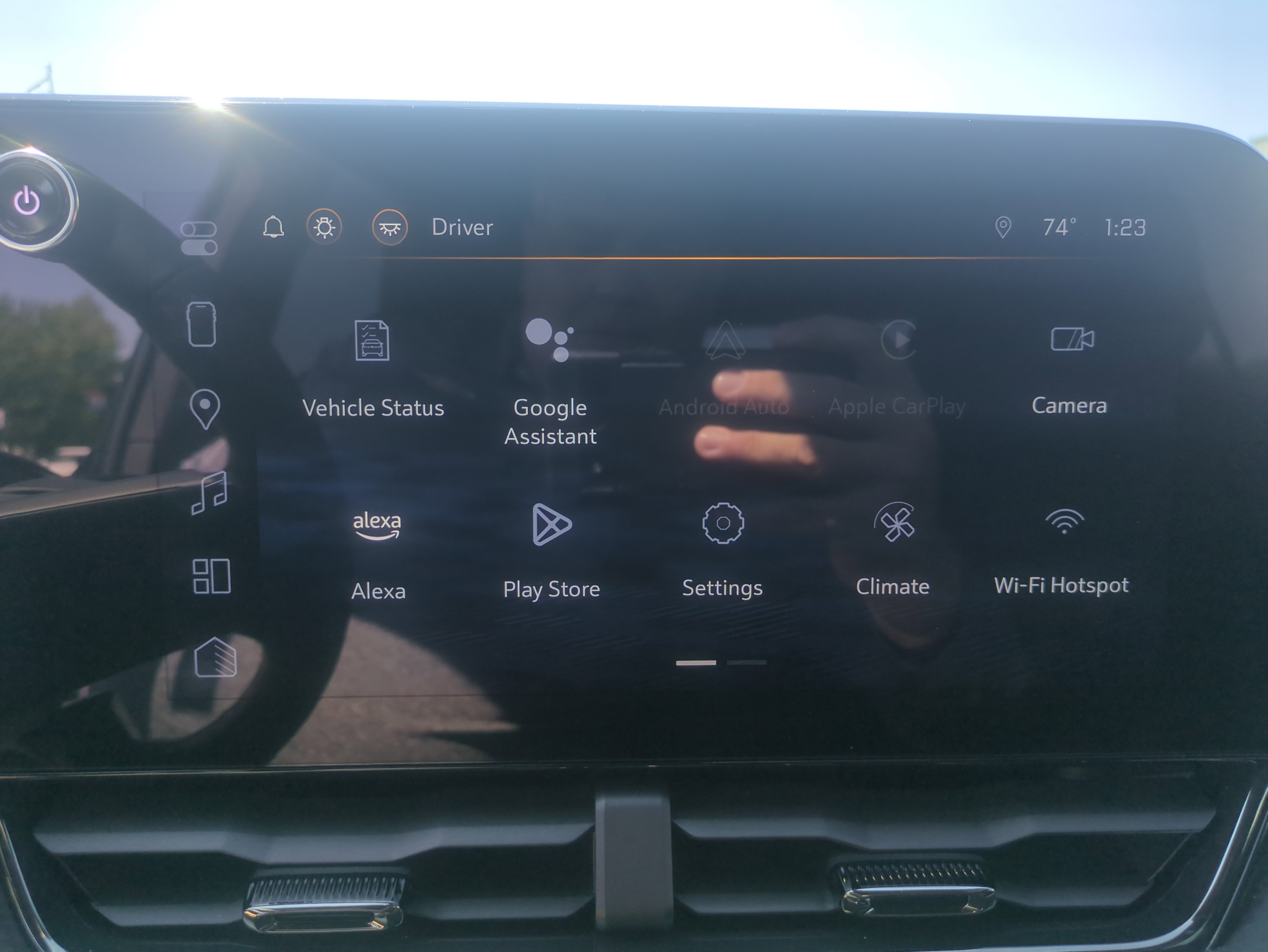 Used 2025 Chevrolet Equinox RS w/ Safety and Technology Package FWD image 19