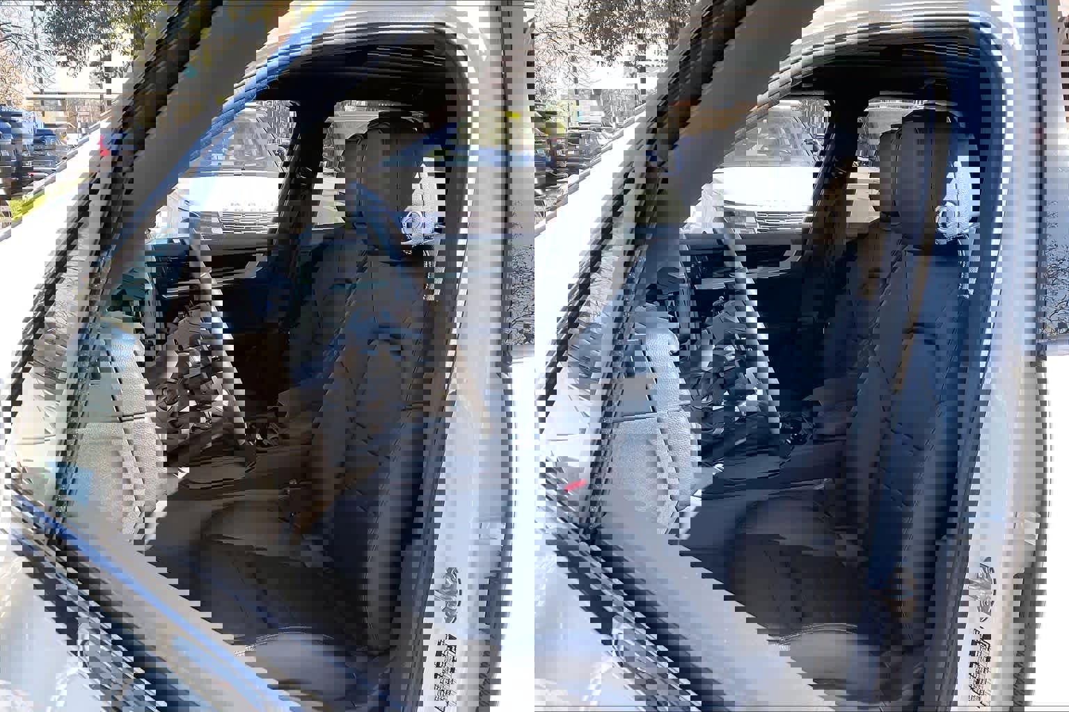 Used 2024 Porsche Cayenne image 26