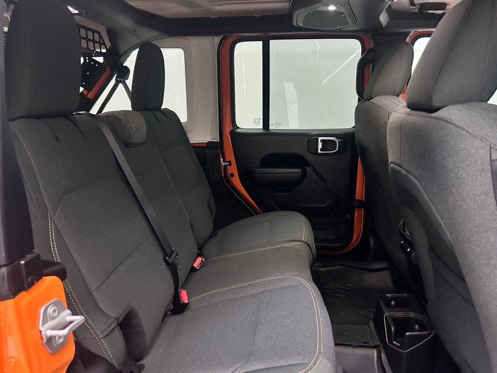 Certified 2025 Jeep Wrangler Willys image 21