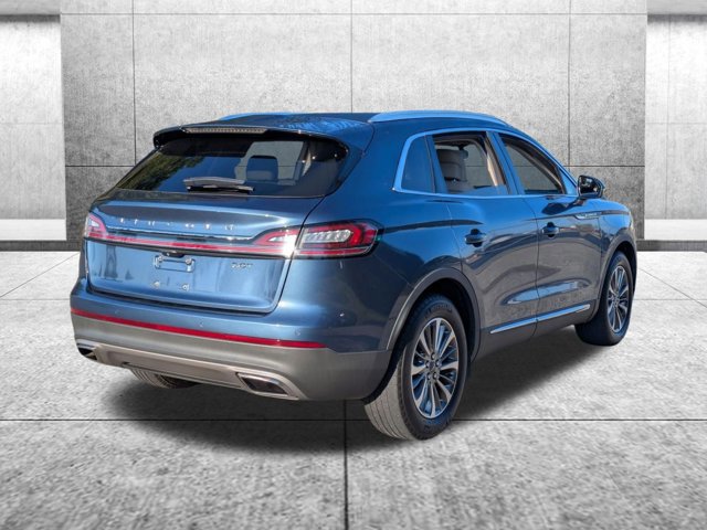 Used 2019 Lincoln Nautilus Select FWD image 3