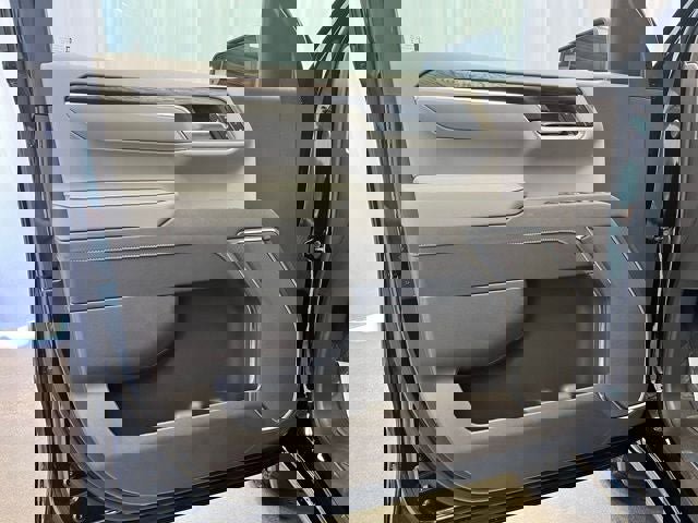 New 2026 GMC Sierra 1500 SLT w/ X31 Off-Road Package image 6