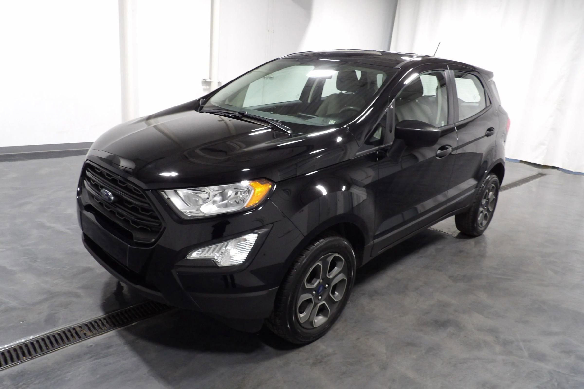 Used 2019 Ford EcoSport S AWD/4WD image 3