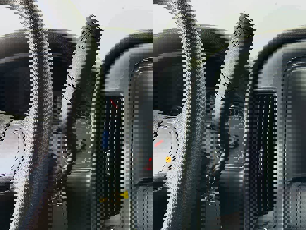 Used 2018 Chevrolet Silverado 1500 Custom w/ LPO, Street Package image 18