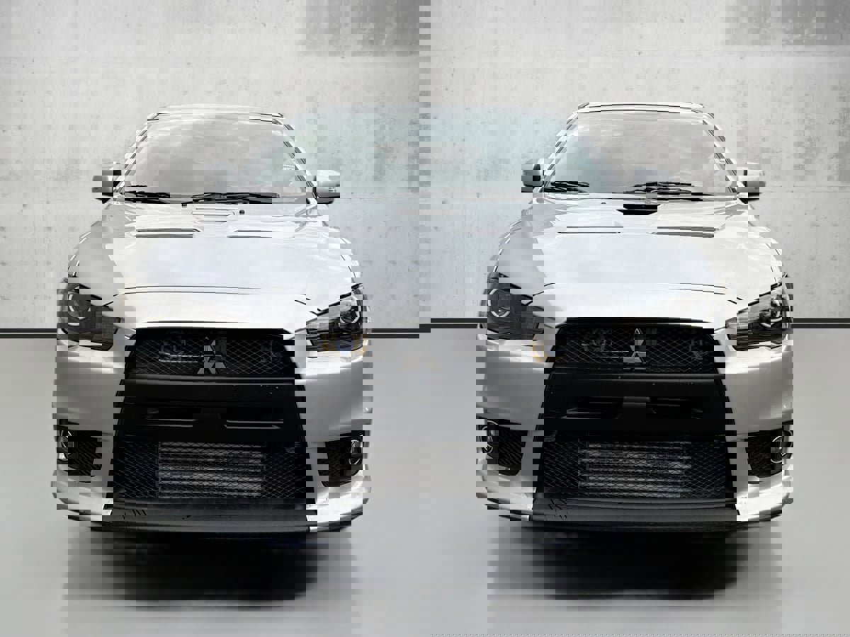 Used 2015 Mitsubishi Lancer Evolution GSR image 2