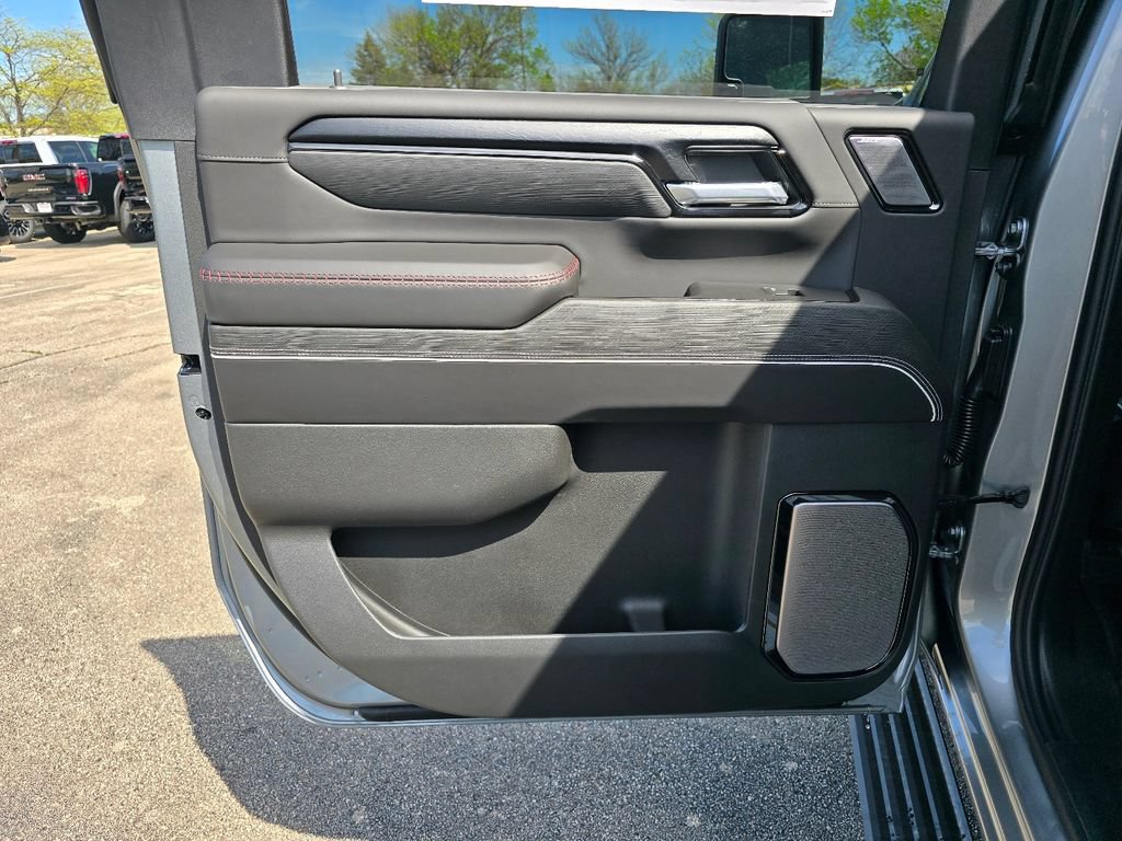 New 2026 GMC Sierra 2500 AT4X AWD/4WD image 25