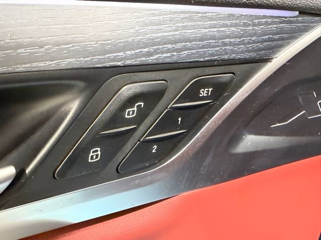 Used 2024 BMW X4 M40i w/ Premium Package image 18