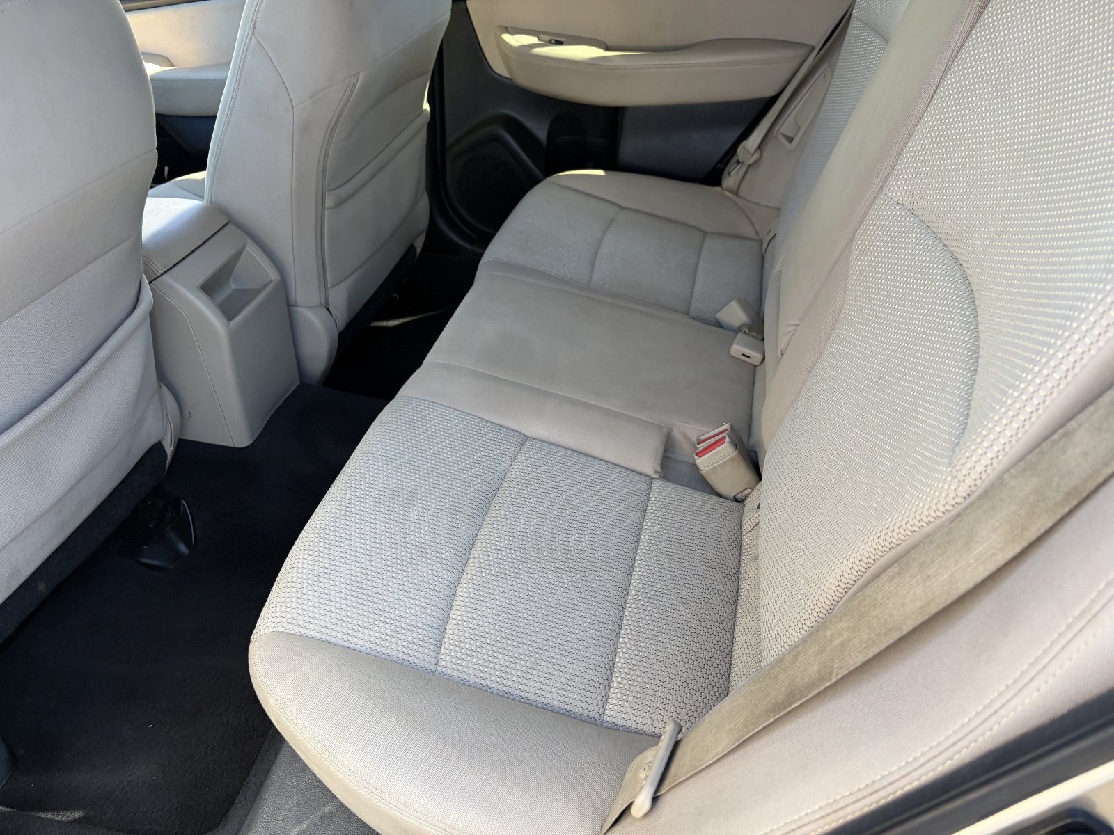 Used 2016 Subaru Outback 2.5i Premium AWD/4WD image 16