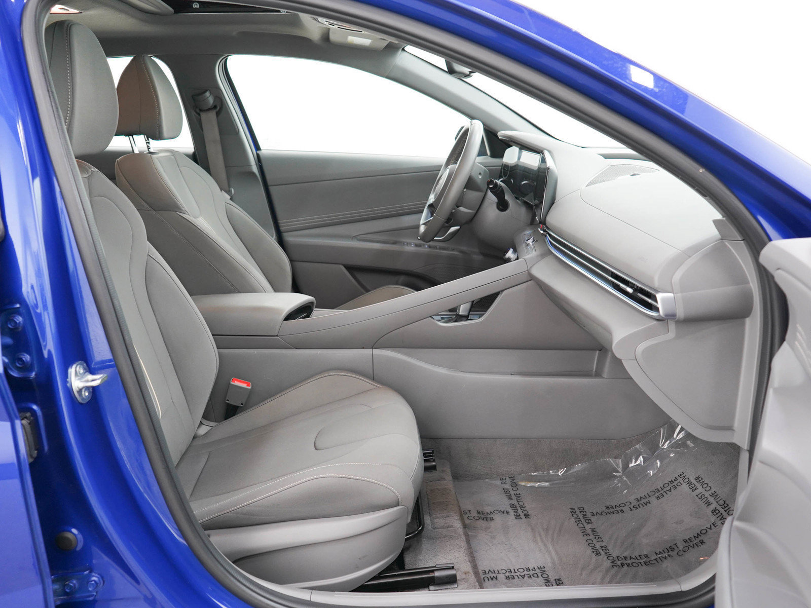 Used 2025 Hyundai Elantra SEL FWD image 12
