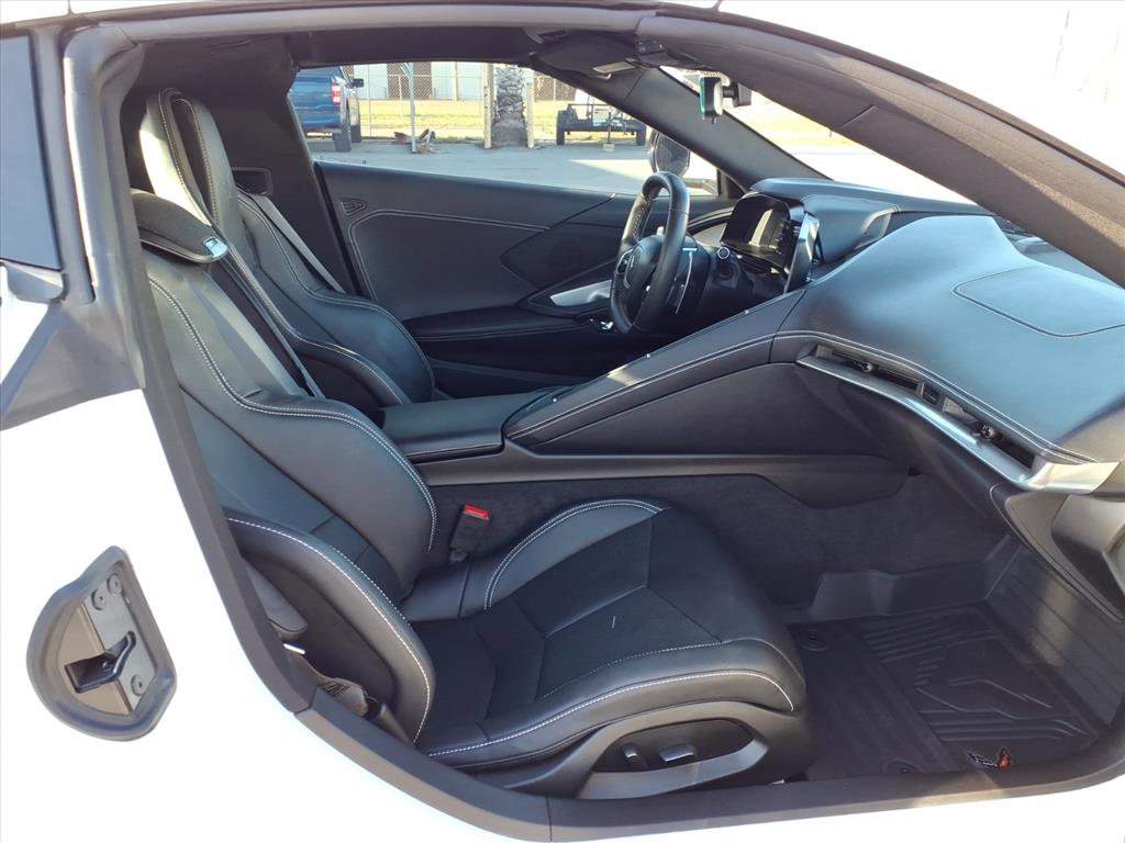 Used 2023 Chevrolet Corvette Stingray Coupe w/ Z51 Performance Package image 20