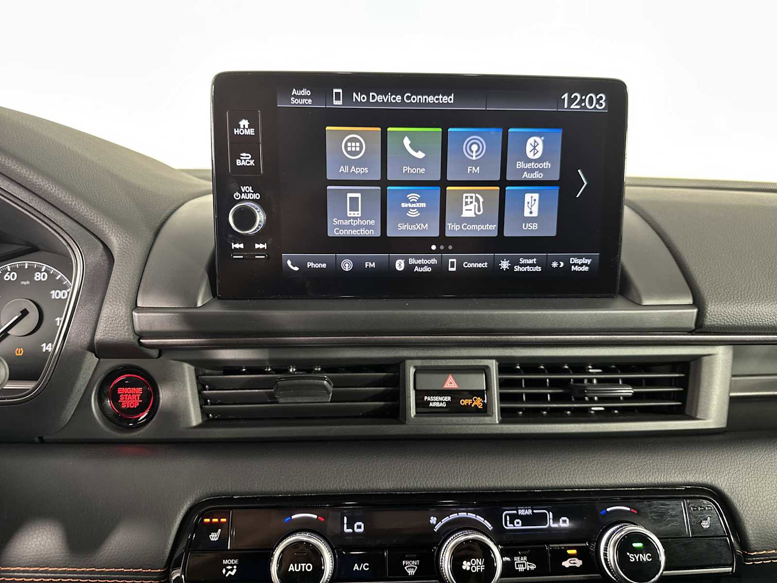 Used 2025 Honda Pilot TrailSport image 19