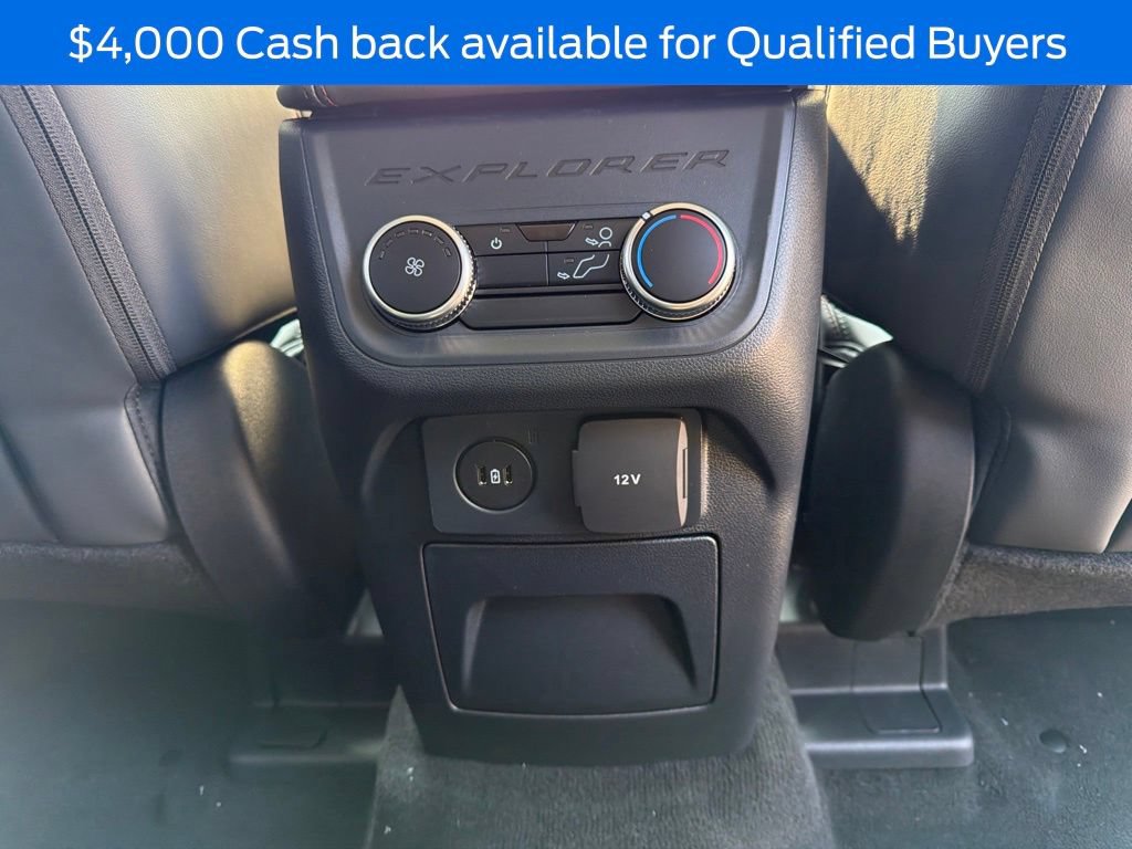 New 2026 Ford Explorer Active w/ Active Comfort Package AWD/4WD image 17