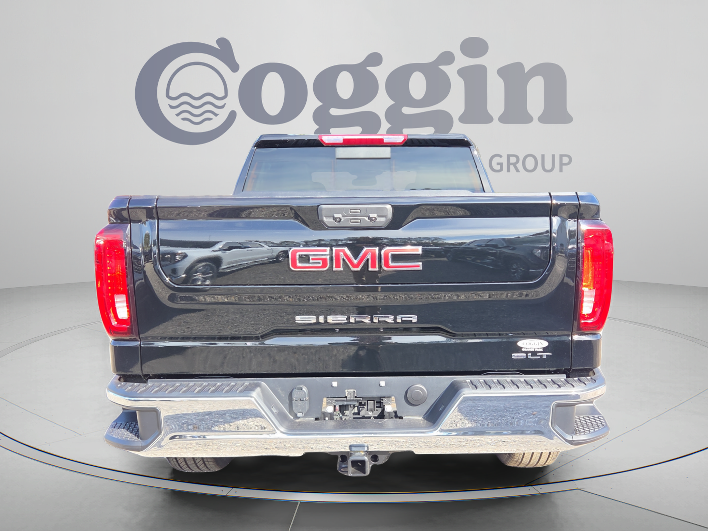 New 2026 GMC Sierra 1500 SLT w/ SLT Premium Package RWD image 10