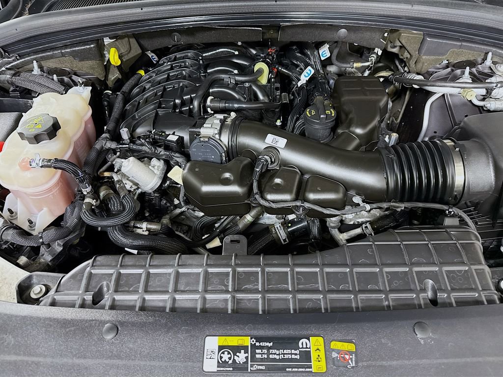 Used 2023 Jeep Grand Cherokee L Limited AWD/4WD image 37