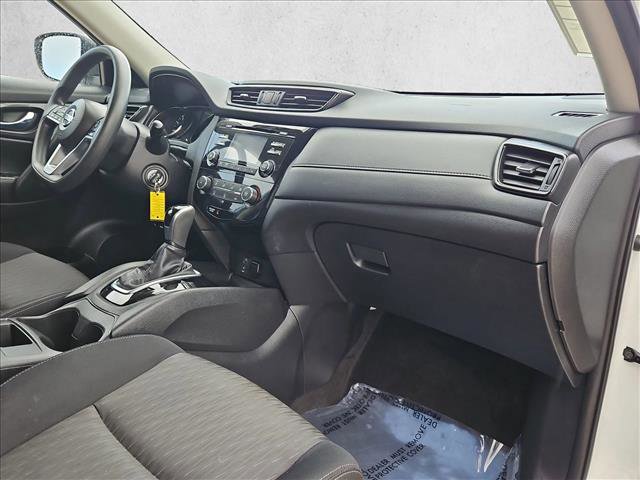 Used 2017 Nissan Rogue S w/ S Appearance Package AWD/4WD image 21