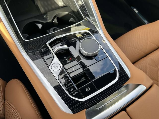 New 2026 BMW X6 xDrive40i w/ Climate Comfort Package image 17