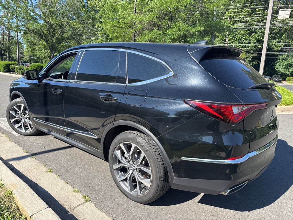 Used 2023 Acura MDX SH-AWD w/ Technology Package image 5