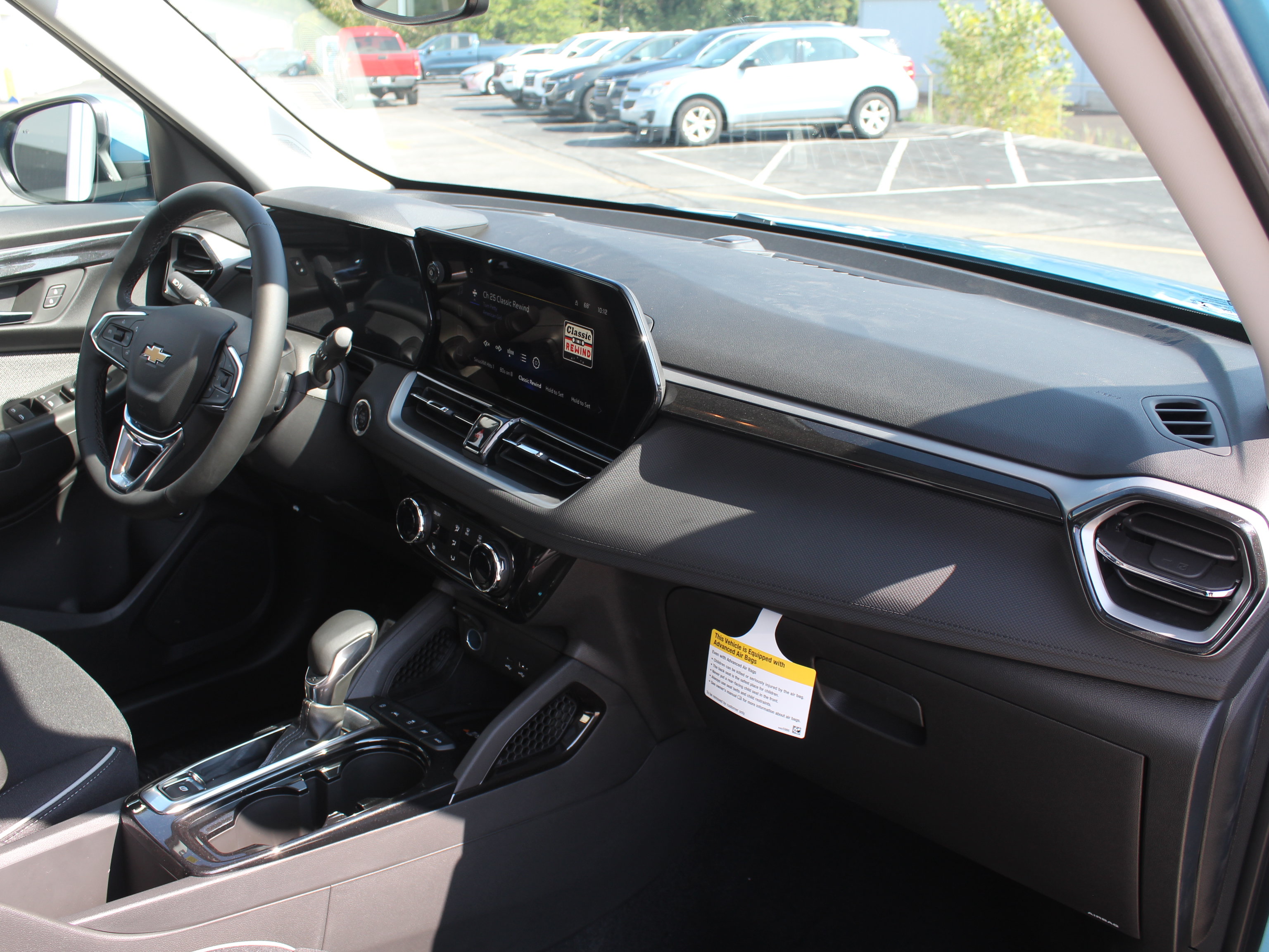 New 2026 Chevrolet TrailBlazer LT w/ Convenience Package AWD/4WD image 18