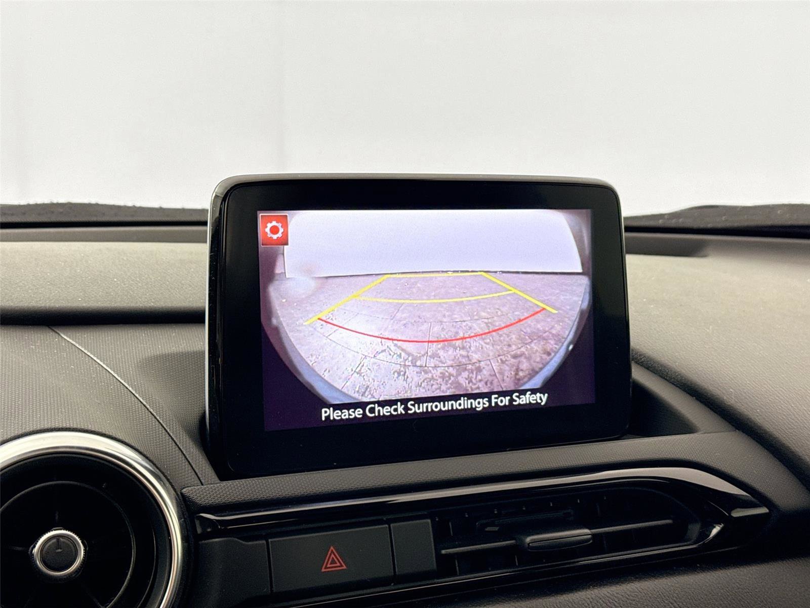 Used 2021 MAZDA MX-5 Miata RF Grand Touring image 27