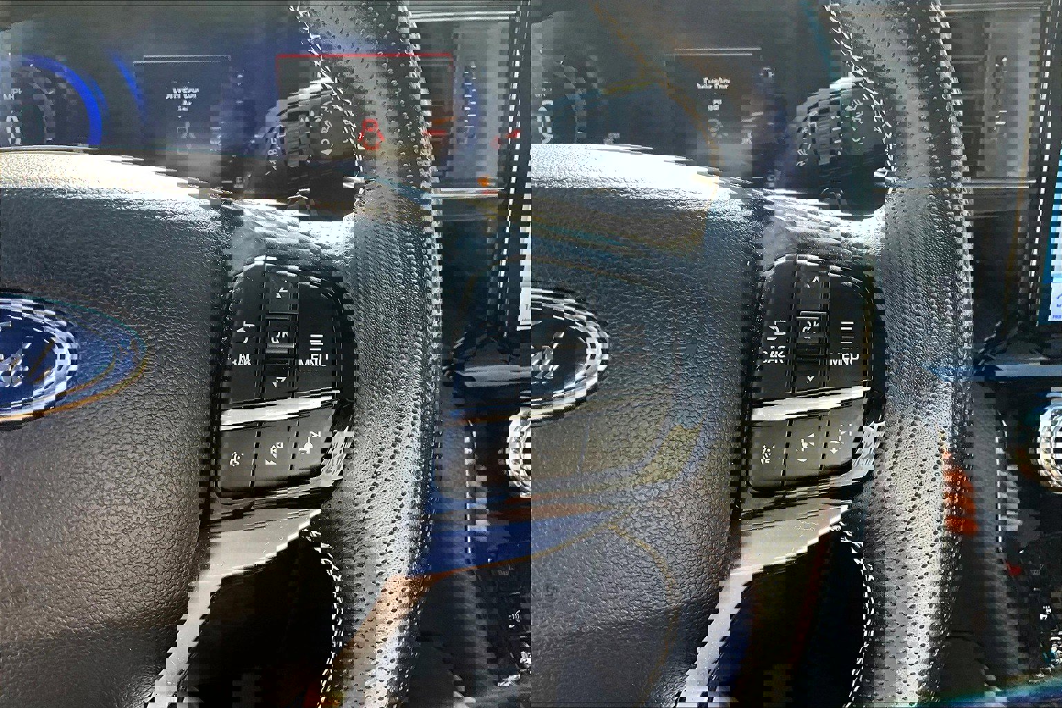 Used 2021 Ford Explorer ST w/ Equipment Group 401A image 24