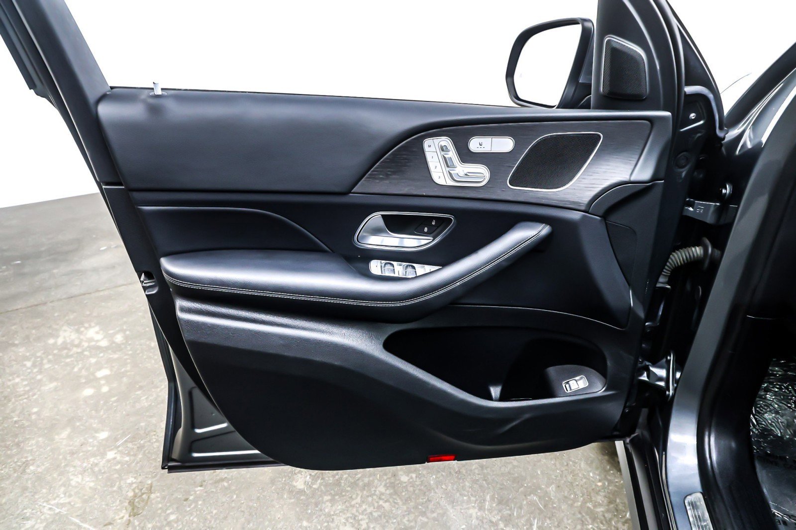 Used 2020 Mercedes-Benz GLE 350 4MATIC image 21