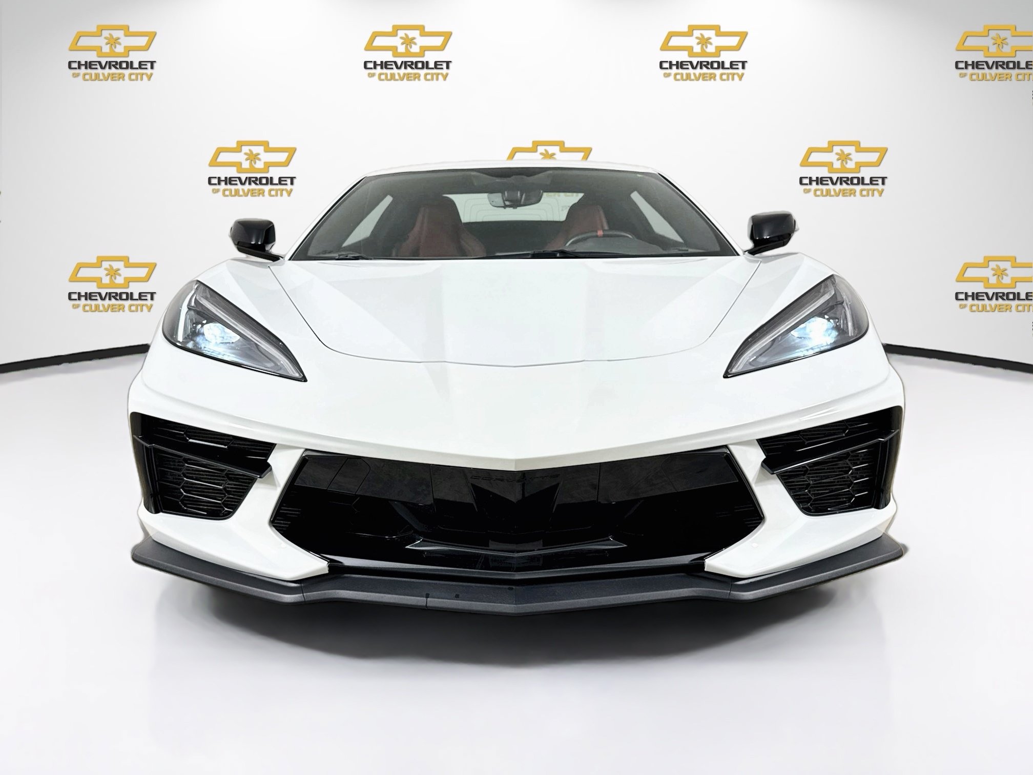 Used 2020 Chevrolet Corvette Stingray Convertible w/ Z51 Performance Package RWD image 2