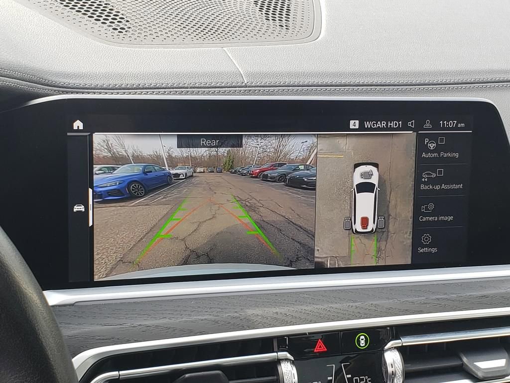 Used 2022 BMW X7 xDrive40i w/ Premium Package image 28