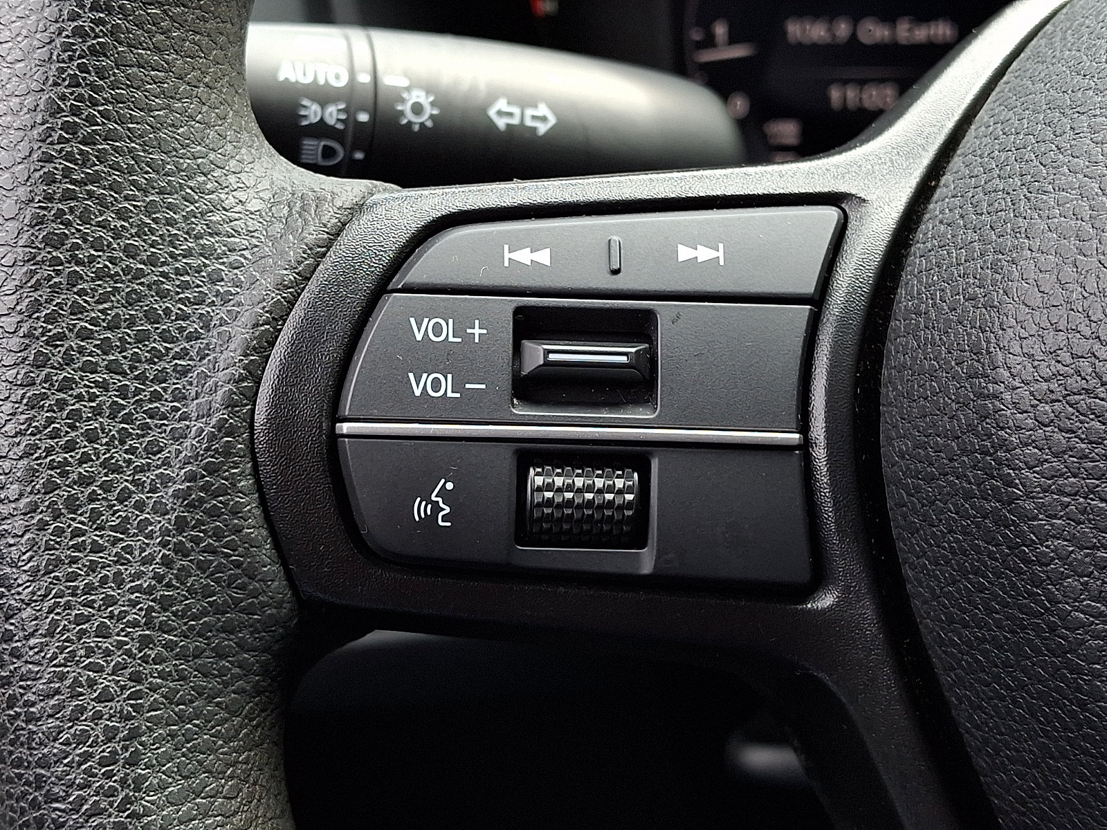Used 2023 Honda Accord EX image 21
