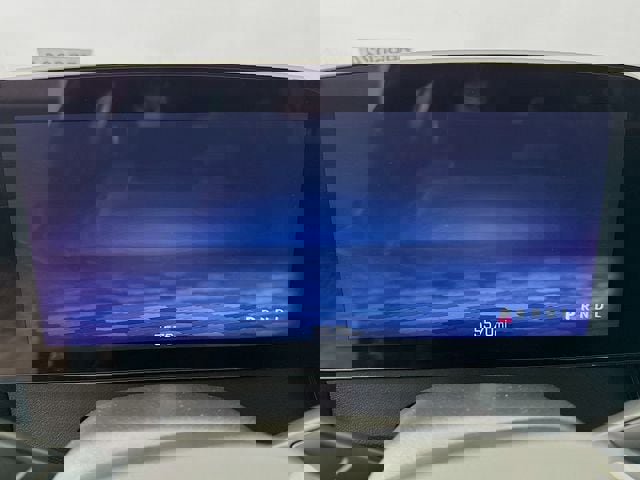 Used 2025 Chevrolet Traverse Z71 image 15