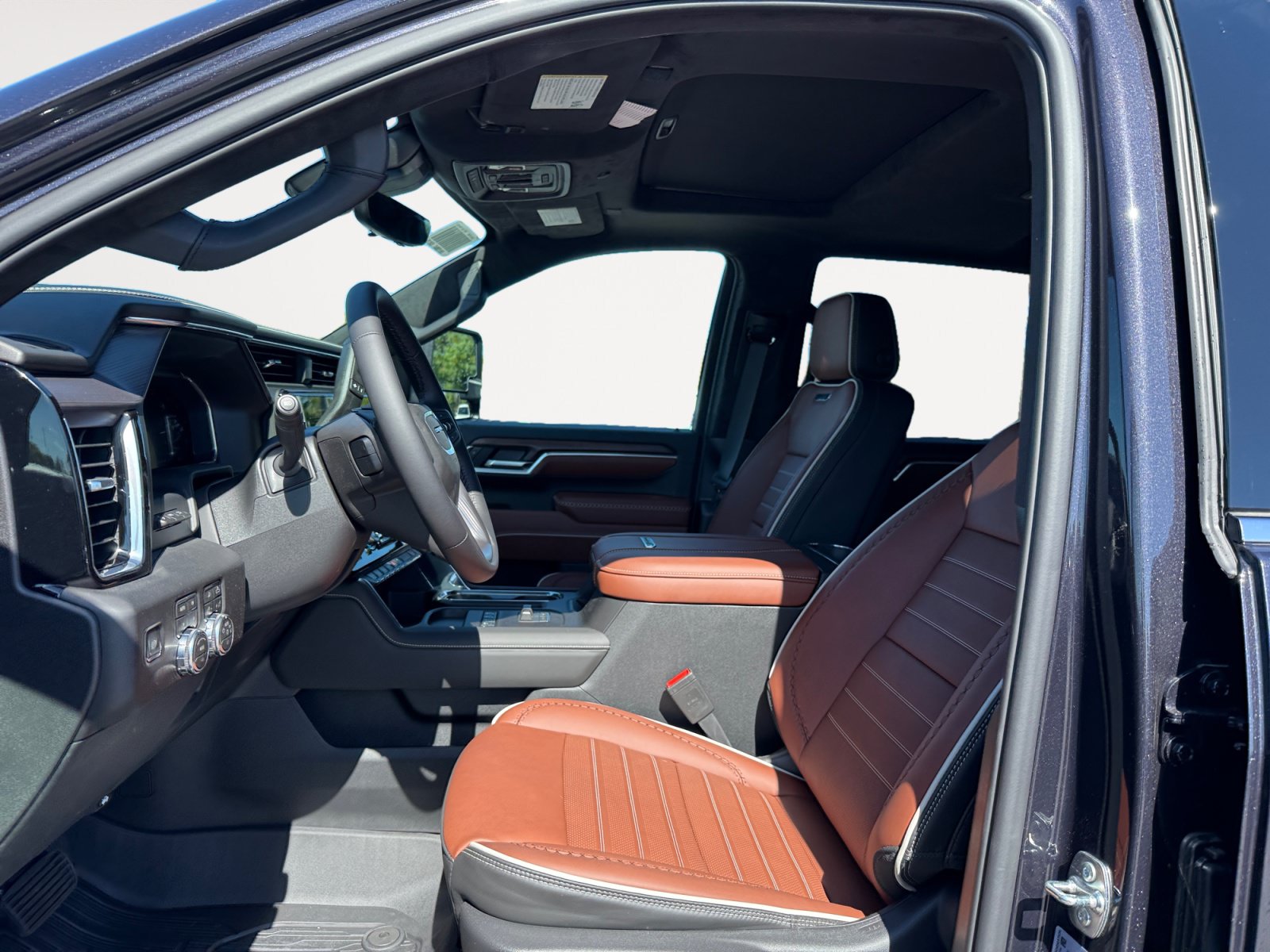 New 2026 GMC Sierra 2500 Denali Ultimate AWD/4WD image 10