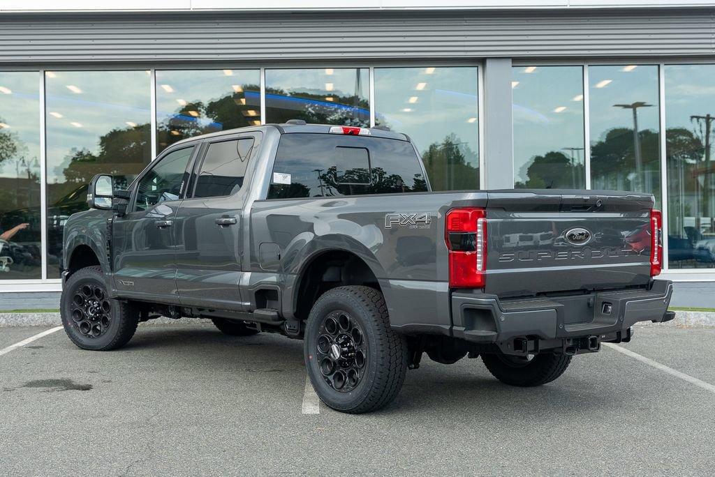 New 2026 Ford F250 Lariat w/ Black Appearance Package AWD/4WD image 4