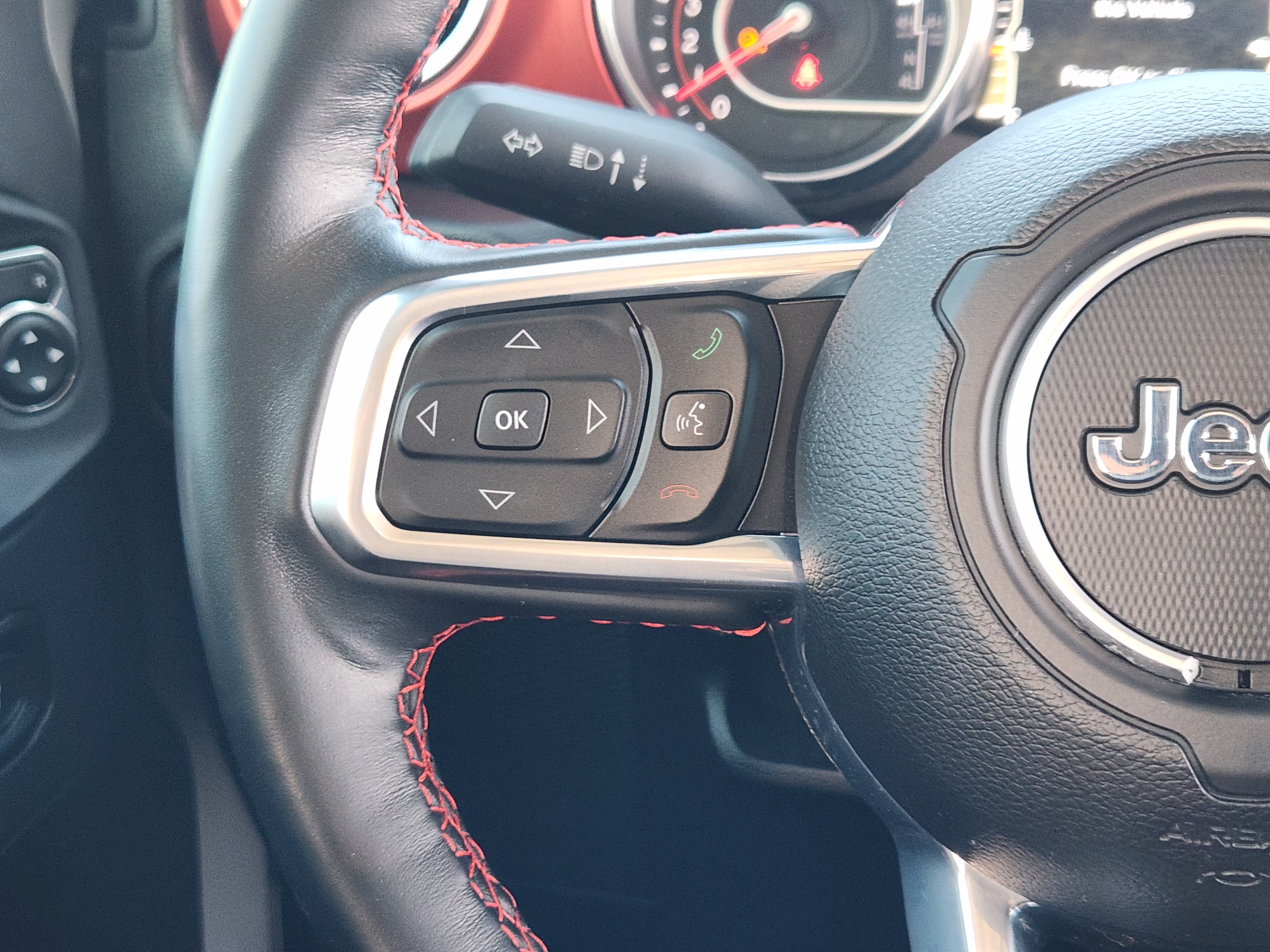 Used 2021 Jeep Gladiator Rubicon AWD/4WD image 28