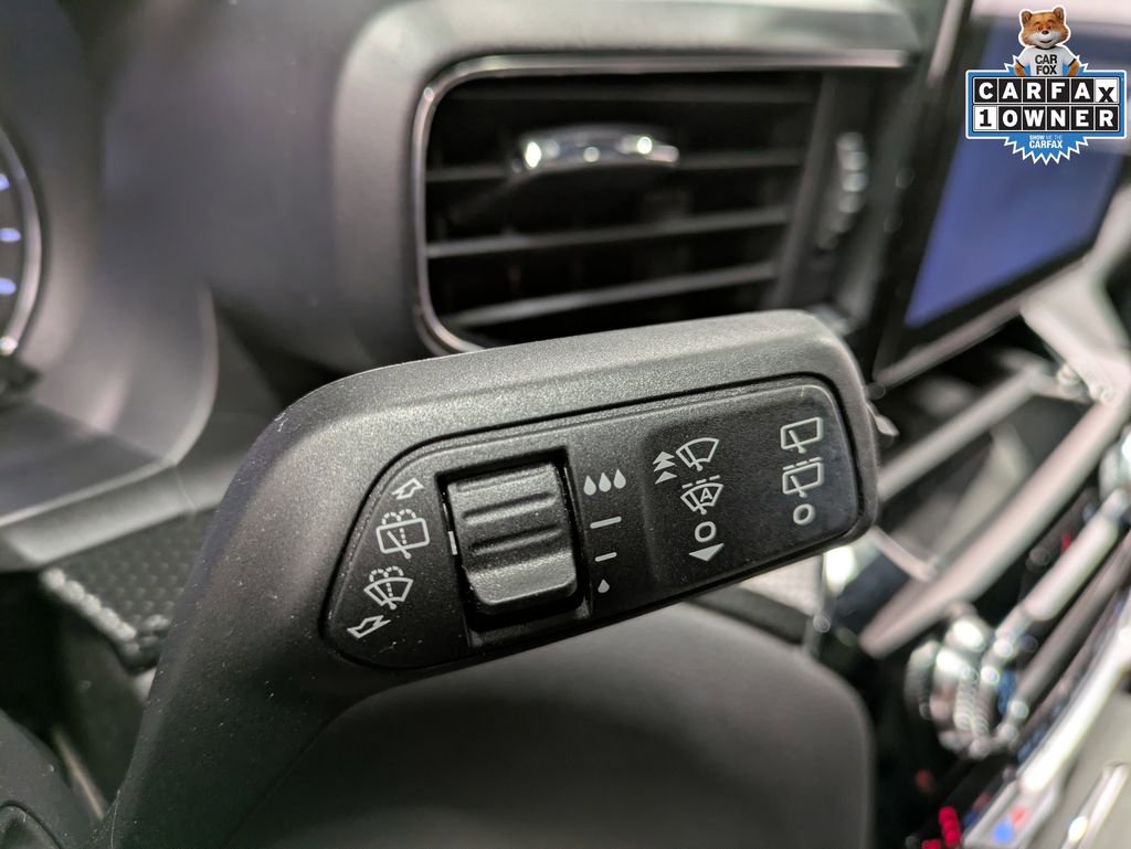 Used 2023 Ford Explorer ST-Line w/ Class IV Trailer Tow Package AWD/4WD image 19