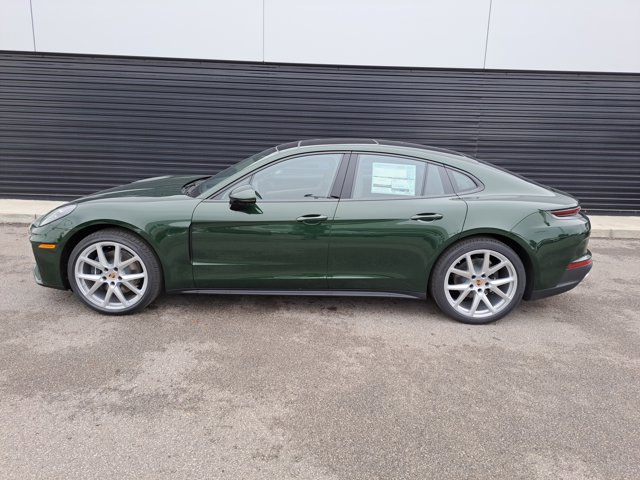 New 2026 Porsche Panamera 4 image 2