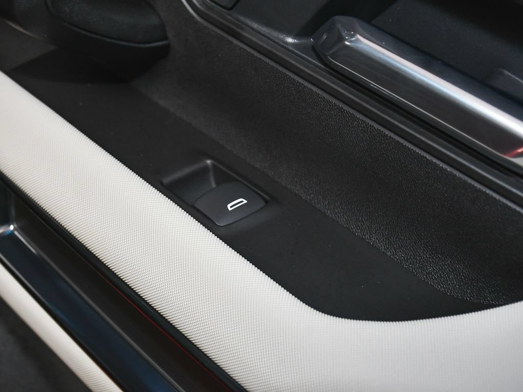 Used 2026 GMC Hummer EV SUV AWD/4WD image 16