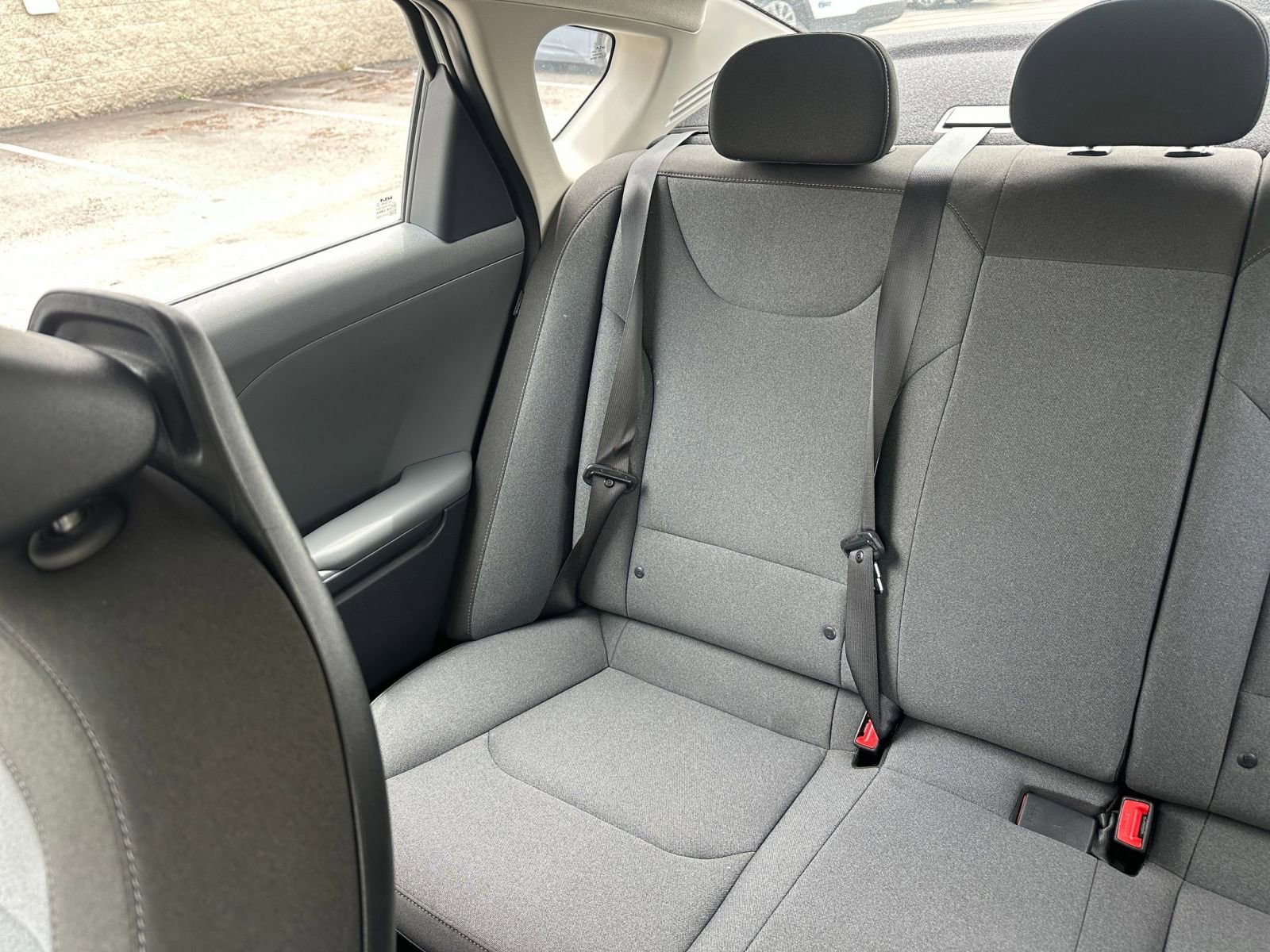 Used 2025 Kia K4 LXS image 38