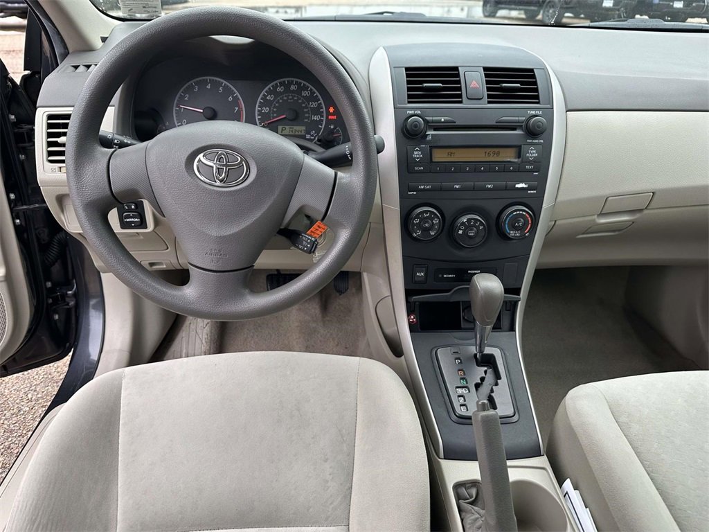 Used 2009 Toyota Corolla LE image 2