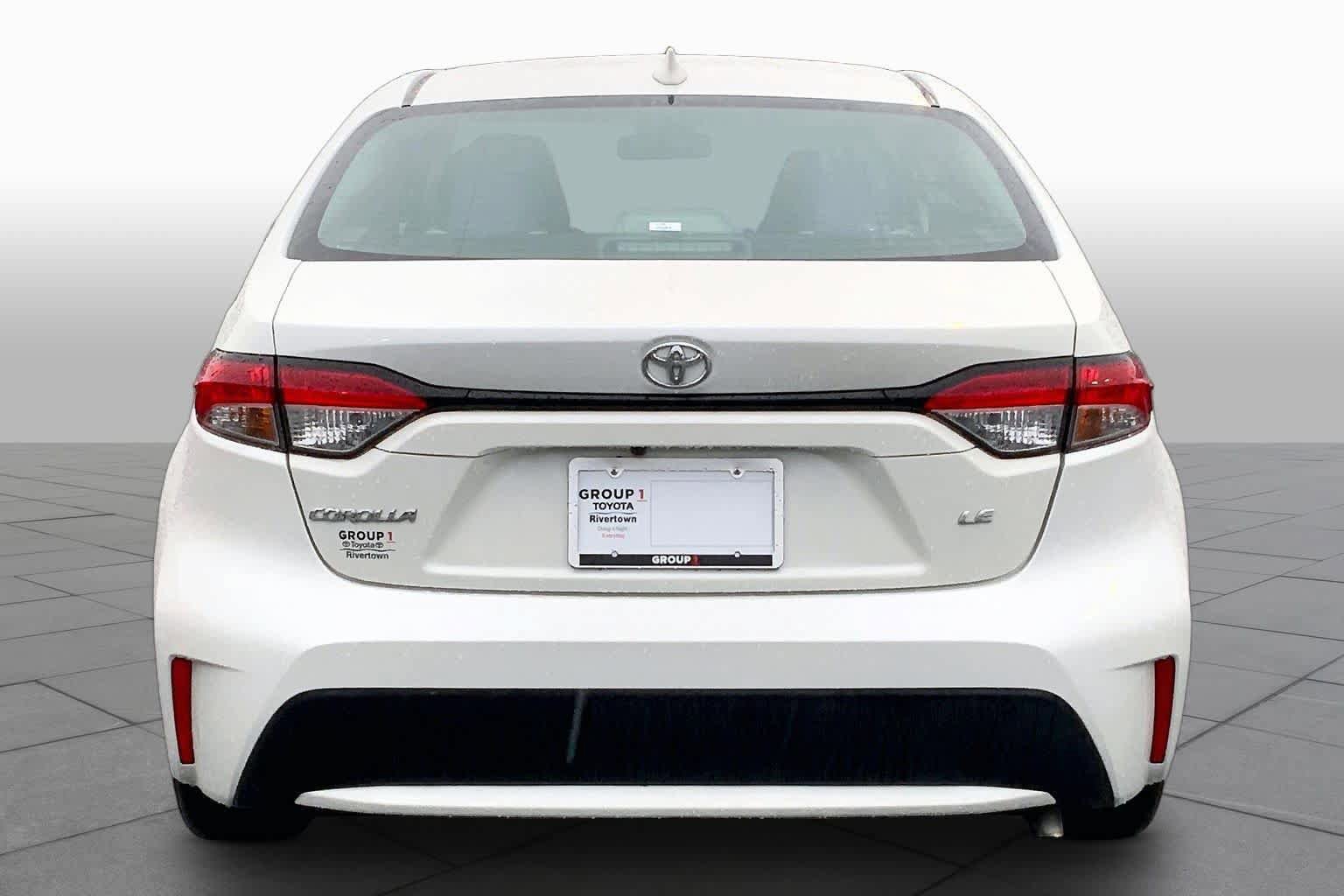 Used 2020 Toyota Corolla LE FWD image 5