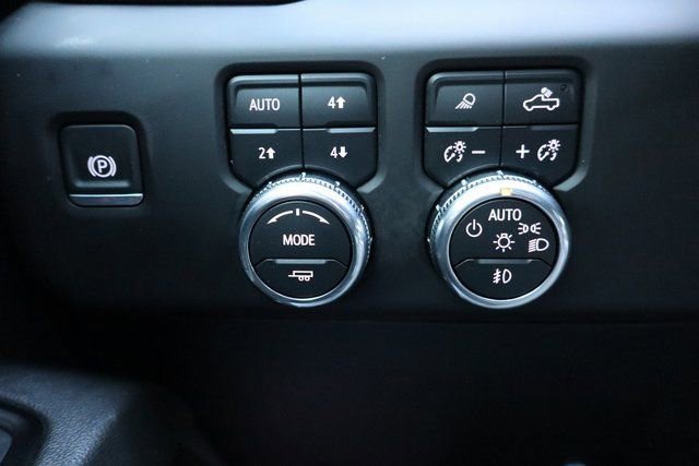 Used 2025 GMC Sierra 2500 AT4 w/ AT4 Premium Plus Package image 34