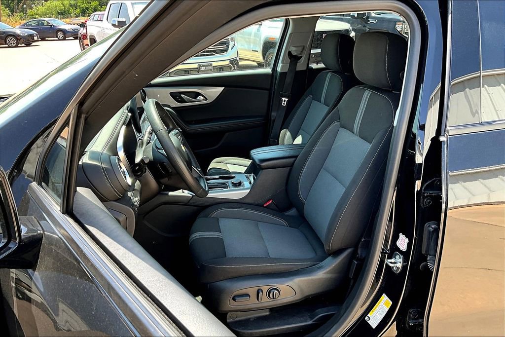 Used 2023 Chevrolet Blazer LT image 31