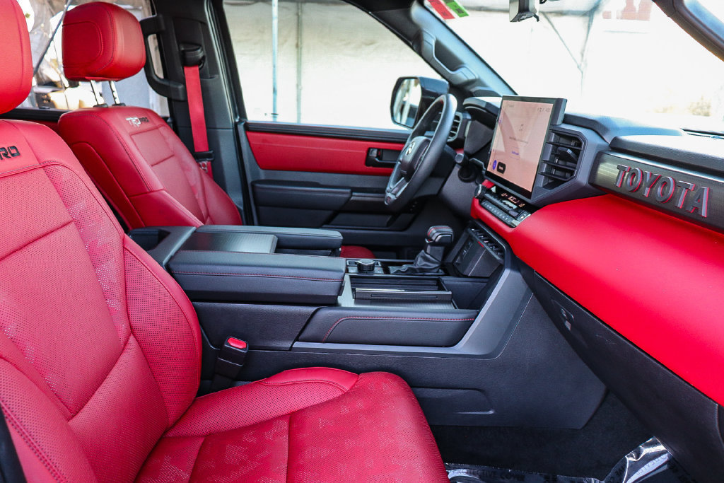 Used 2025 Toyota Sequoia TRD Pro AWD/4WD image 20