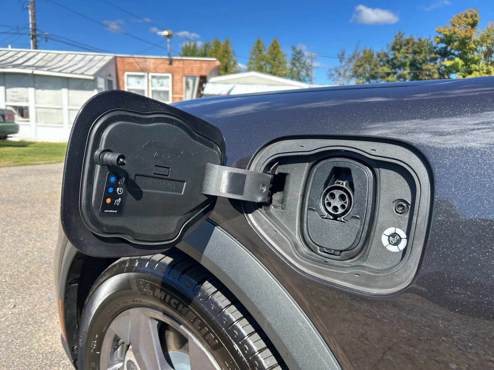 Used 2022 Ford Mustang Mach-E Select AWD/4WD image 25