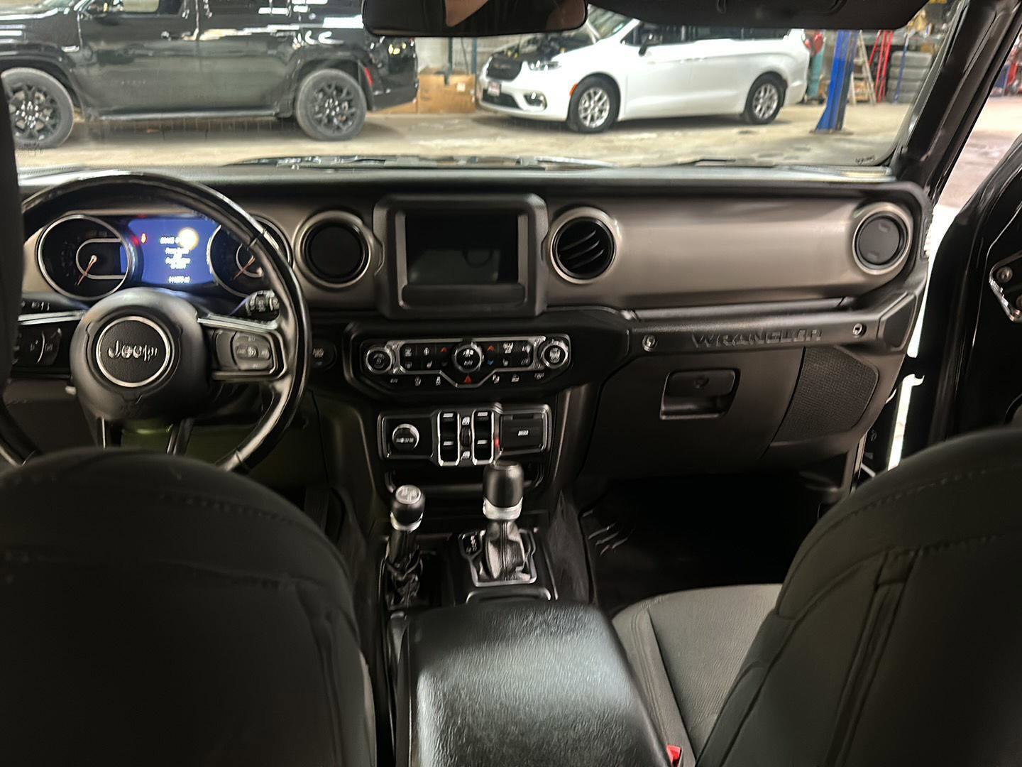 Used 2021 Jeep Wrangler Unlimited Willys image 28