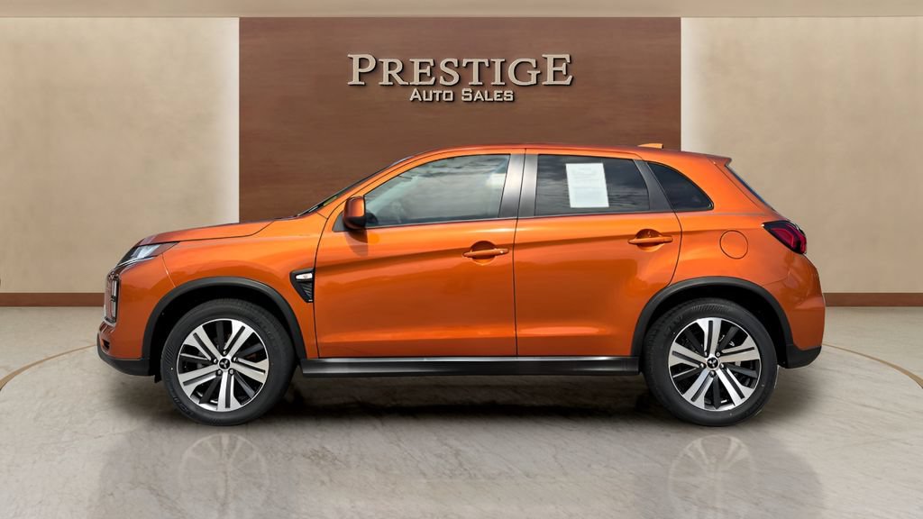 Used 2023 Mitsubishi Outlander Sport ES AWD/4WD image 2