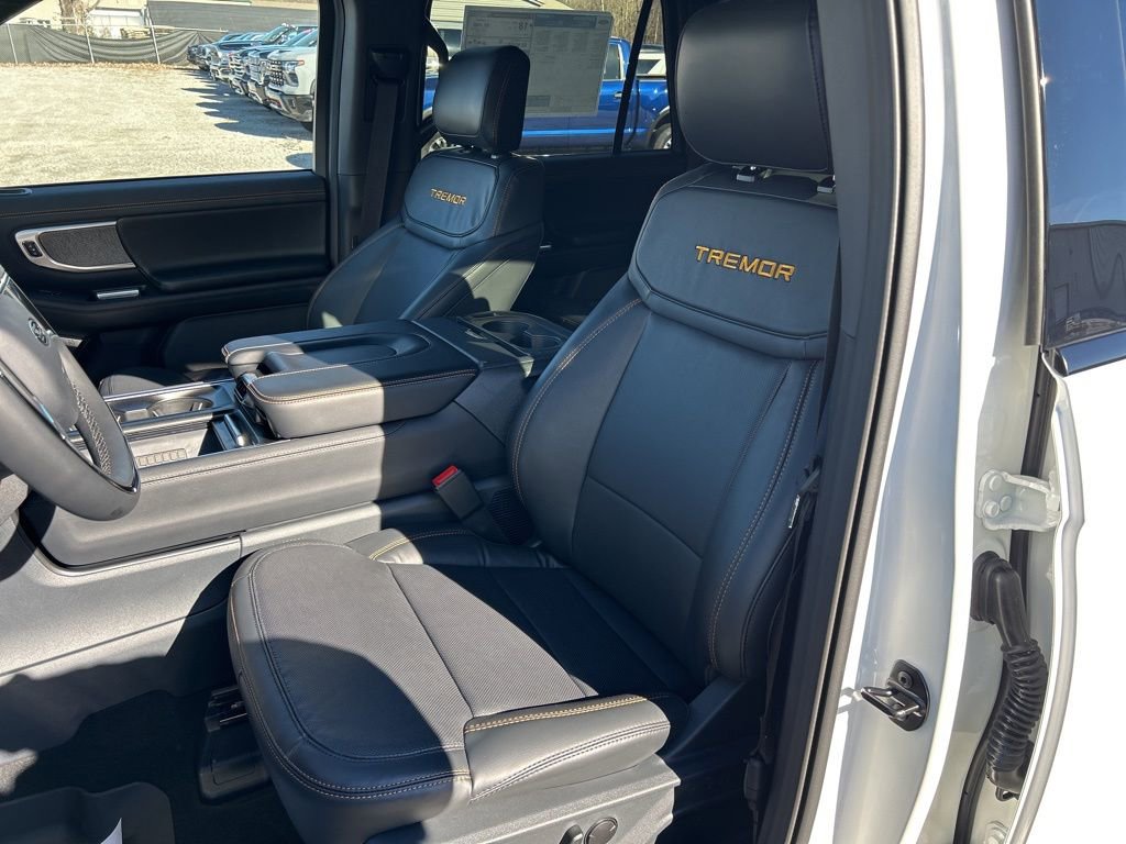 New 2025 Ford Expedition Tremor image 15