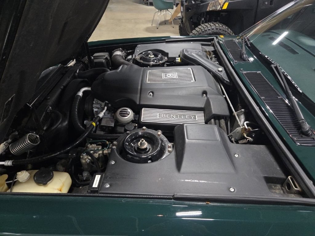 Used 1994 Bentley Brooklands RWD image 17