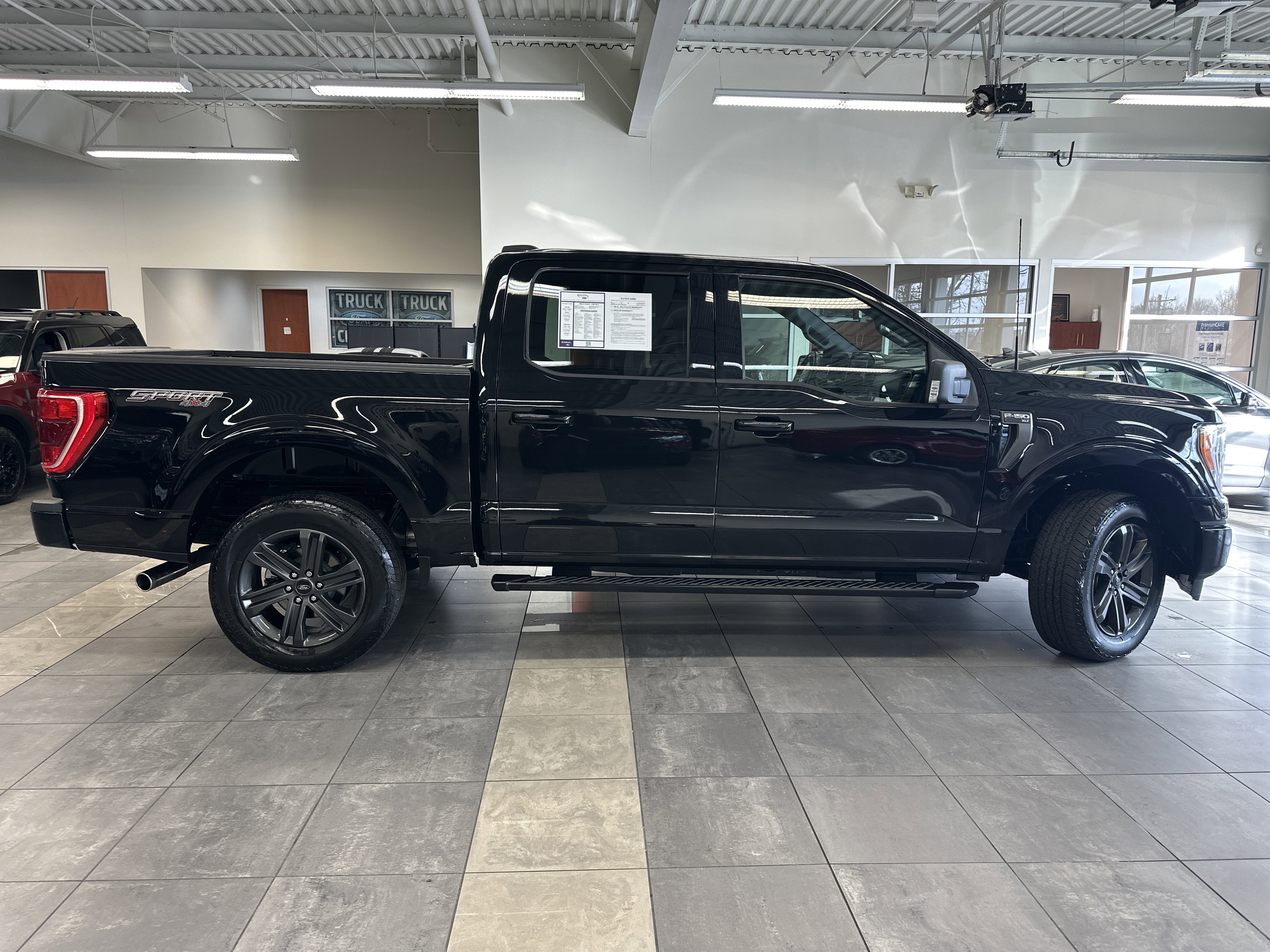 Used 2023 Ford F150 XLT w/ Equipment Group 302A High image 15