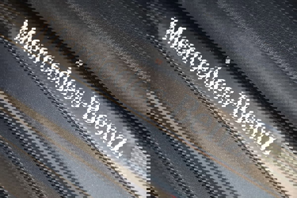 Used 2025 Mercedes-Benz GLS 450 4MATIC image 34