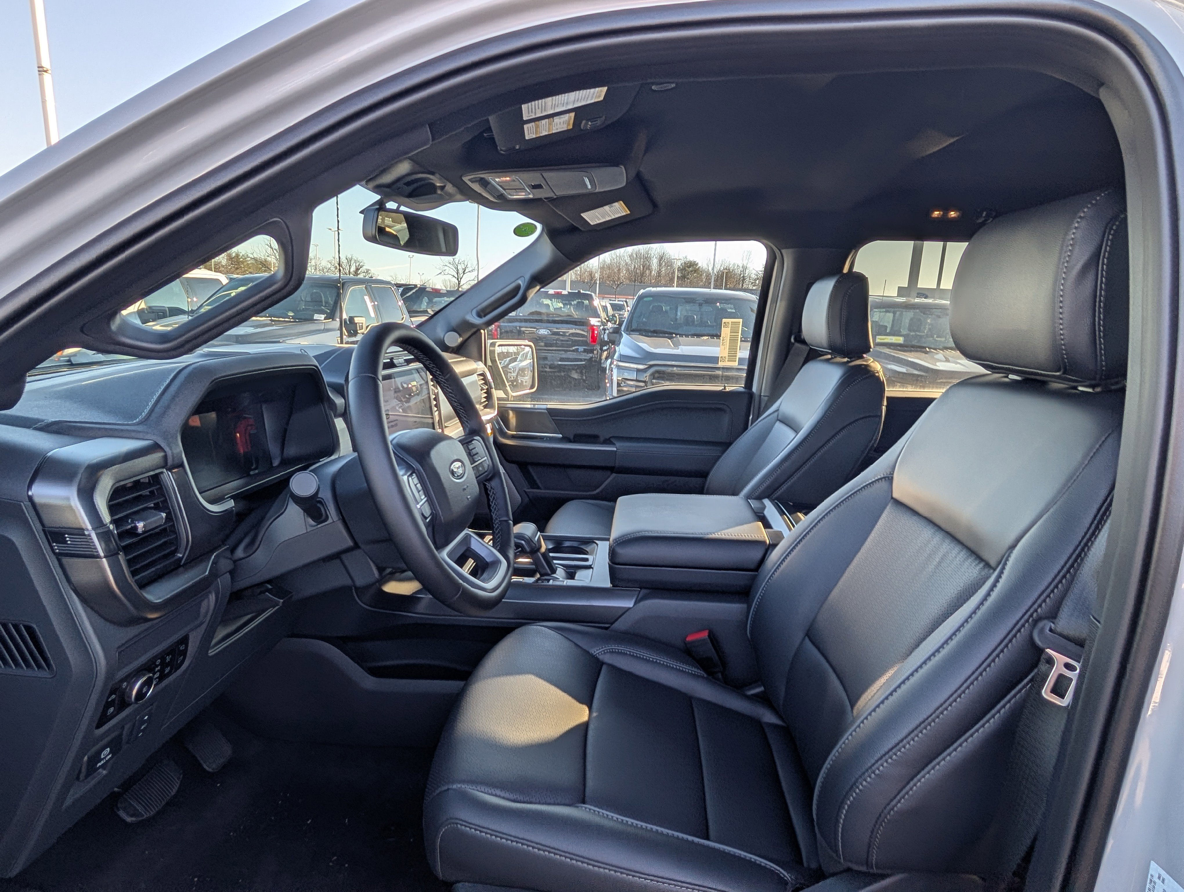 New 2025 Ford F150 Lariat w/ Equipment Group 501A Mid image 11